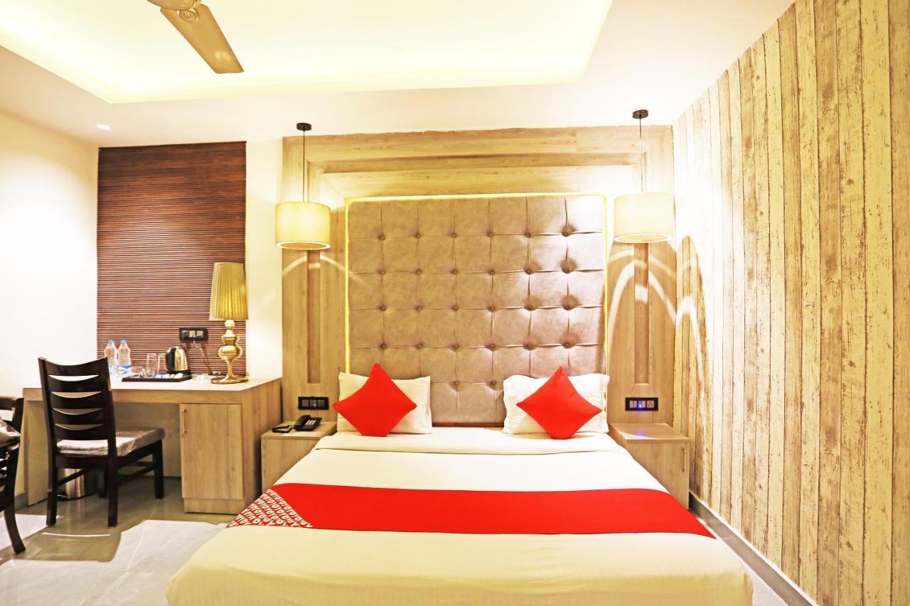 Fabhotel Ronald Inn فريد آباد المظهر الخارجي الصورة