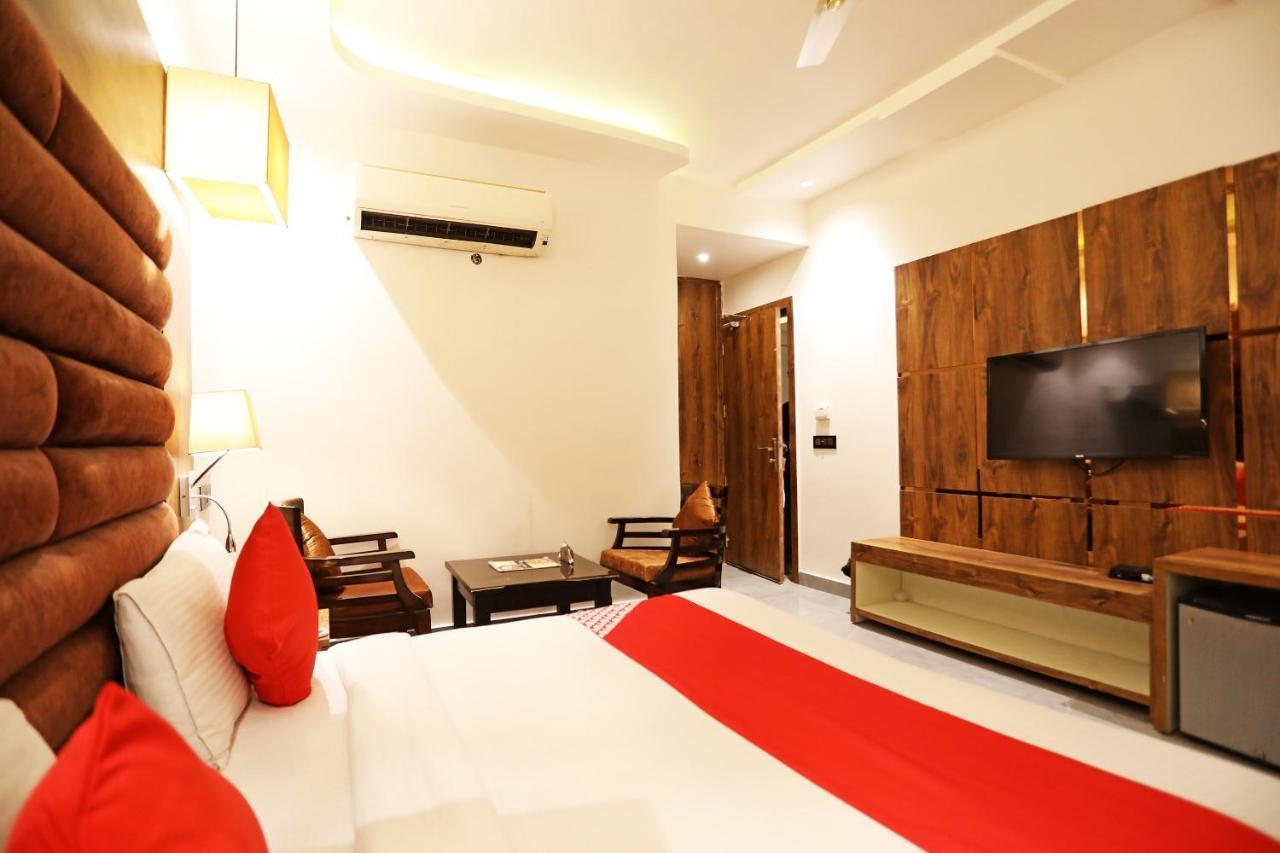 Fabhotel Ronald Inn فريد آباد المظهر الخارجي الصورة