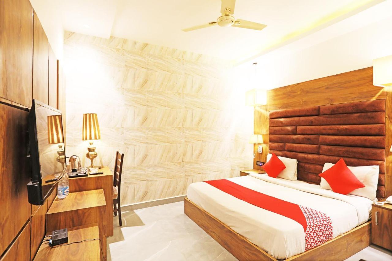 Fabhotel Ronald Inn فريد آباد المظهر الخارجي الصورة