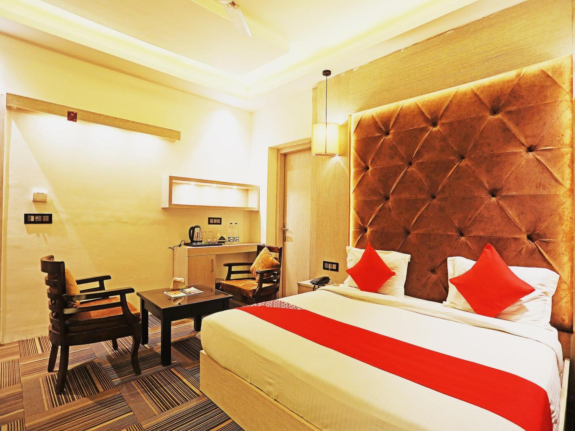 Fabhotel Ronald Inn فريد آباد المظهر الخارجي الصورة