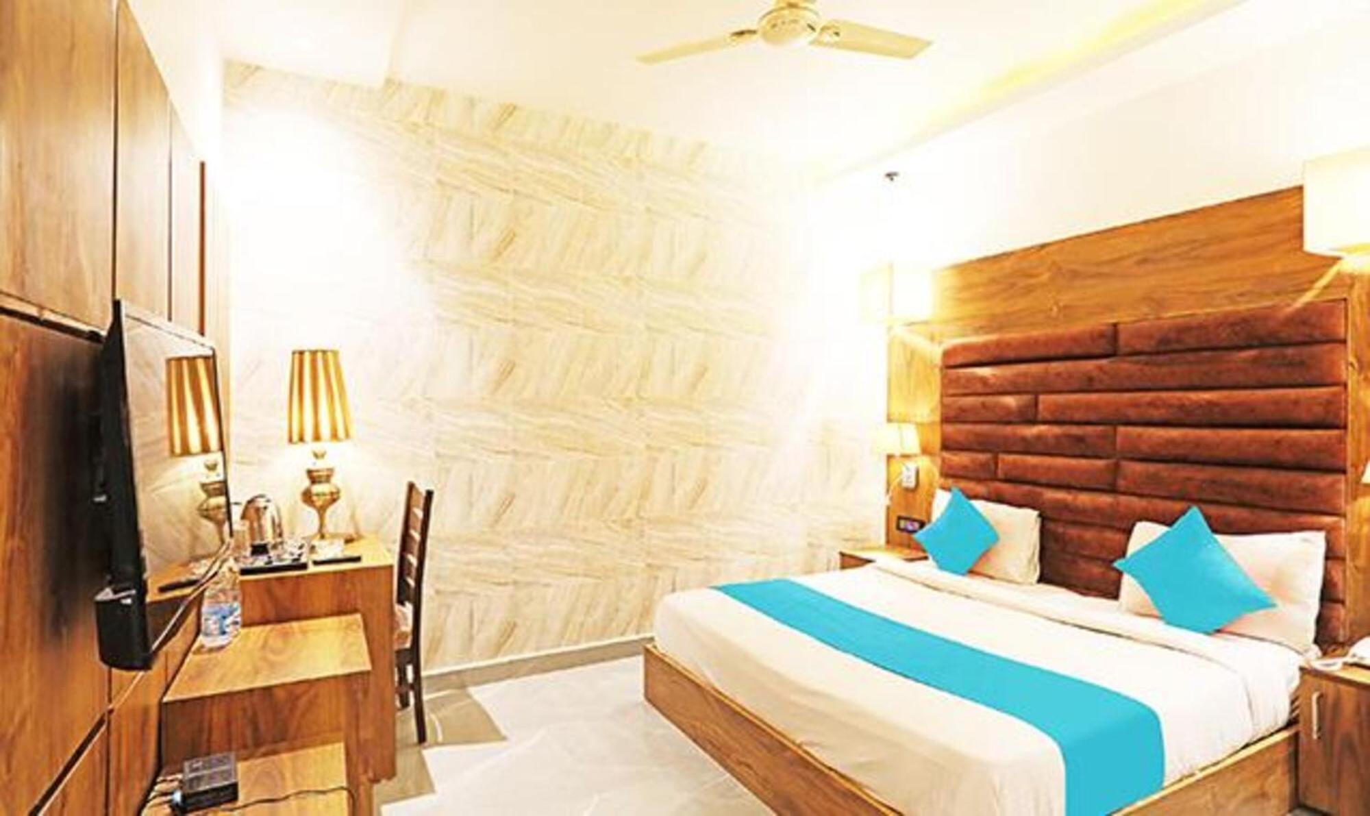 Fabhotel Ronald Inn فريد آباد المظهر الخارجي الصورة