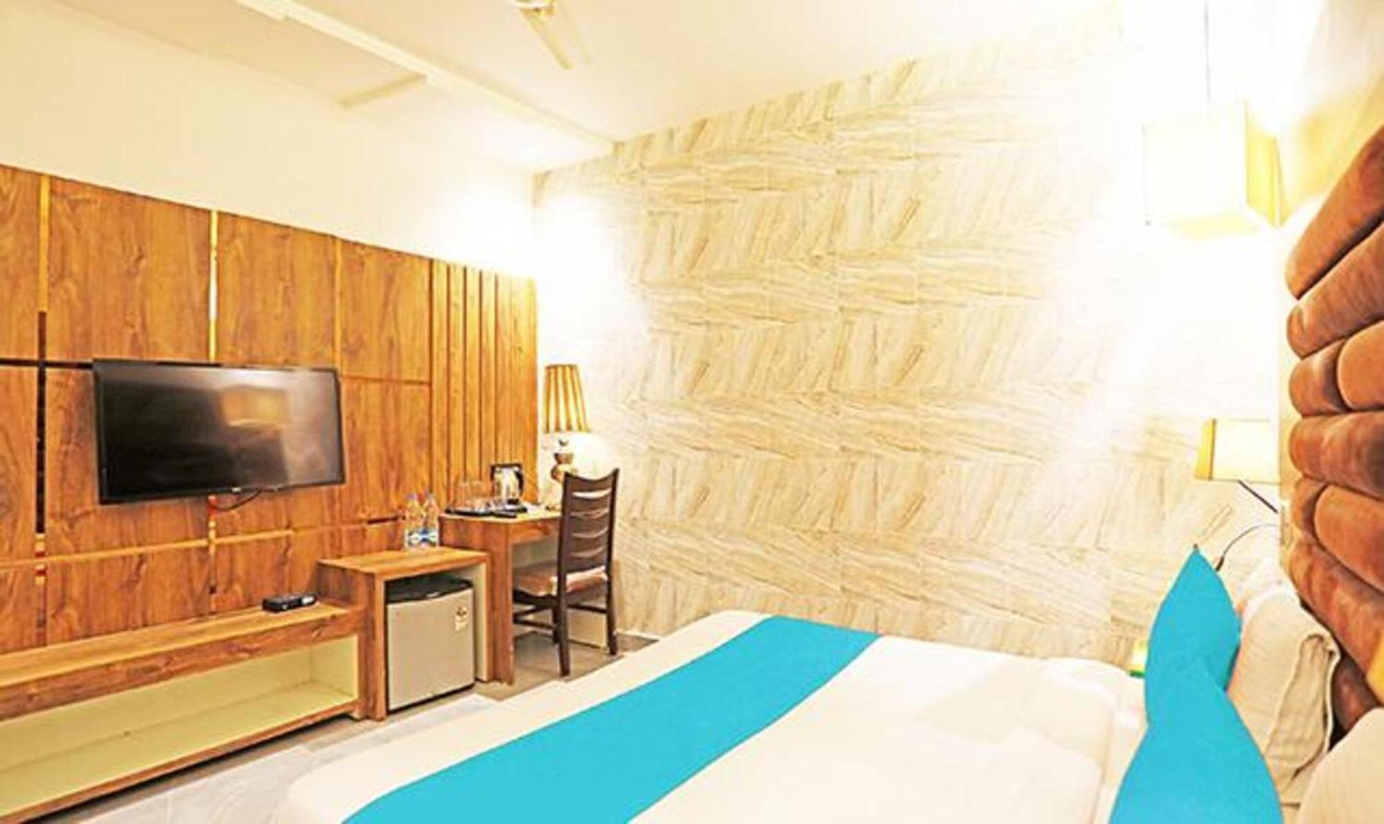 Fabhotel Ronald Inn فريد آباد المظهر الخارجي الصورة